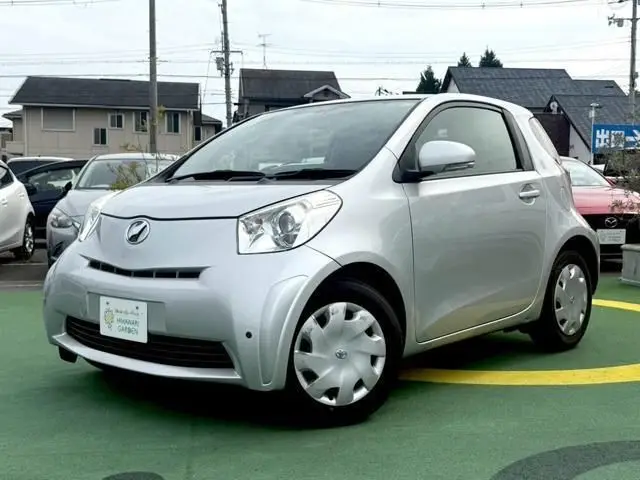 2009 Toyota IQ 100G - photo 1 2009 Toyota IQ 100G Silver Sedan for sale, Japanese used car export | GULJI TRADERS