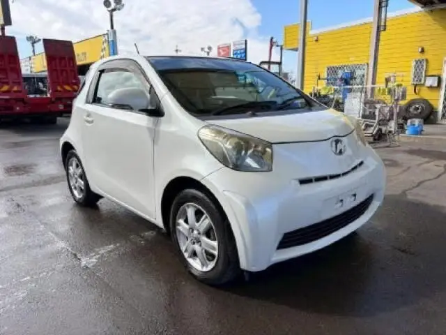 2010 Toyota IQ 100G Leather Package - photo 1 2010 Toyota IQ 100G Leather Package Pearl Sedan for sale, Japanese used car export | GULJI TRADERS