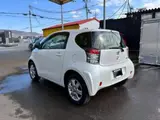 2010 Toyota IQ 100G Leather Package Pearl Sedan for sale, Japanese used car export - photo 2 of 8 | GULJI TRADERS
