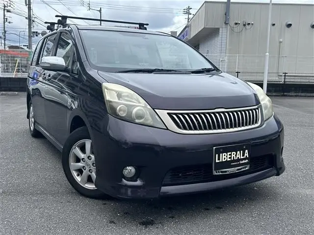 2012 Toyota Isis Platana V Selection Other Van for sale, Japanese used car export - photo 1 of 10 | GULJI TRADERS