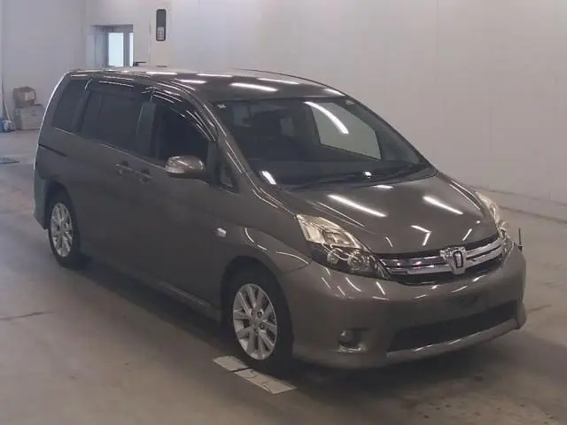2012 Toyota Isis Platana Brown Van for sale, Japanese used car export - photo 1 of 6 | GULJI TRADERS