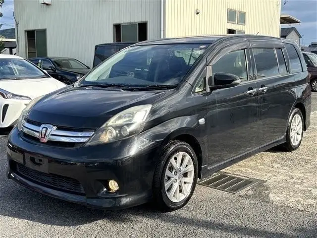 2013 Toyota Isis 2.0 Platana V Selection ★Inspected by a third-party organization★New car warranty included★ - photo 1 2013 Toyota Isis 2.0 Platana V Selection ★Inspected by a third-party organization★New car warranty included★ Black Van for sale, Japanese used car export | GULJI TRADERS