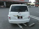 2013 Toyota Isis 1800 L G Edition 5-door DCVT 2WD 7-seater Pearl Van for sale, Japanese used car export - photo 5 of 19 | GULJI TRADERS