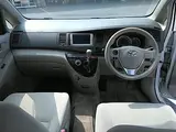 2013 Toyota Isis 1800 L G Edition 5-door DCVT 2WD 7-seater Pearl Van for sale, Japanese used car export - photo 9 of 19 | GULJI TRADERS