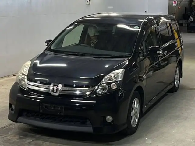 2013 Toyota Isis Platana V Selection White Interior Black Van for sale, Japanese used car export - photo 1 of 3 | GULJI TRADERS