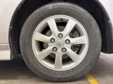 2013 Toyota Isis Platana V-Select White In 4WD Silver Van for sale, Japanese used car export - photo 9 of 12 | GULJI TRADERS