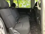 2013 Toyota Isis Platana V Selection Pearl Van for sale, Japanese used car export - photo 5 of 9 | GULJI TRADERS