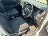 2014 Toyota Isis Platana V Selection Pearl Van for sale, Japanese used car export - photo 8 of 13 | GULJI TRADERS