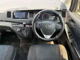 2014 Toyota Isis Platana V Selection Pearl Van for sale, Japanese used car export - photo 9 of 13 | GULJI TRADERS