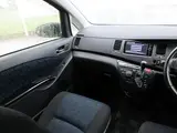 2014 Toyota Isis Platana V Selection Blue Van for sale, Japanese used car export - photo 4 of 61 | GULJI TRADERS