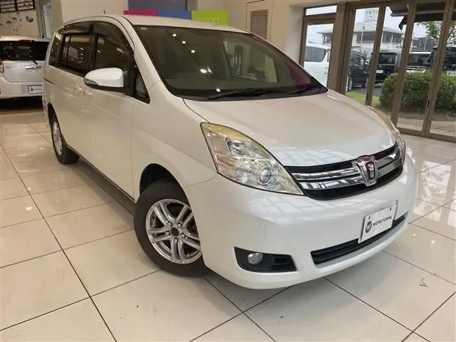 2014 Toyota Isis L 4WD White Van for sale, Japanese used car export - photo 1 of 24 | GULJI TRADERS
