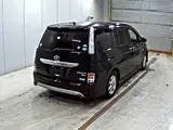 2014 Toyota Isis Platana V Selection Noir Black Van for sale, Japanese used car export - photo 2 of 5 | GULJI TRADERS