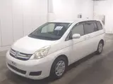 2014 Toyota Isis LG Edition White Van for sale, Japanese used car export - photo 4 of 7 | GULJI TRADERS
