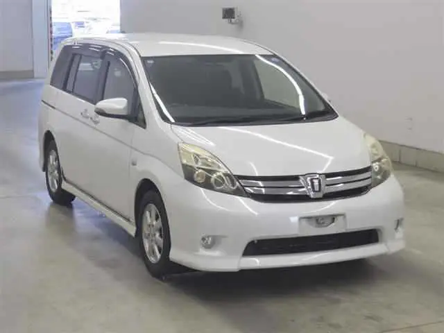 2014 Toyota Isis Platana V Selection - photo 1 2014 Toyota Isis Platana V Selection Pearl Van for sale, Japanese used car export - photo 1 of 11 | GULJI TRADERS