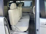 2014 Toyota Isis G Pearl Van for sale, Japanese used car export - photo 8 of 11 | GULJI TRADERS