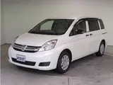 2016 Toyota Isis 1.8 LX Selection Pearl Van for sale, Japanese used car export - photo 1 of 41 | GULJI TRADERS