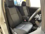 2016 Toyota Isis Platana V Selection Pearl Van for sale, Japanese used car export - photo 15 of 24 | GULJI TRADERS