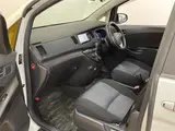 2016 Toyota Isis Platana V Selection Pearl Van for sale, Japanese used car export - photo 20 of 24 | GULJI TRADERS