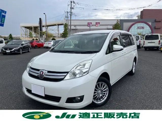 2016 Toyota Isis G Genuine Navigation/TV Smart Key Xenon Headlights - photo 1 2016 Toyota Isis G Genuine Navigation/TV Smart Key Xenon Headlights Pearl Van for sale, Japanese used car export - photo 1 of 24 | GULJI TRADERS