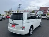 2016 Toyota Isis G Genuine Navigation/TV Smart Key Xenon Headlights Pearl Van for sale, Japanese used car export - photo 3 of 24 | GULJI TRADERS