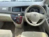 2017 Toyota Isis L_X Selection ★ Power Slide D Silver Van for sale, Japanese used car export - photo 9 of 15 | GULJI TRADERS