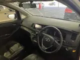 2017 Toyota Isis Platana V Selection Pearl Van for sale, Japanese used car export - photo 3 of 11 | GULJI TRADERS