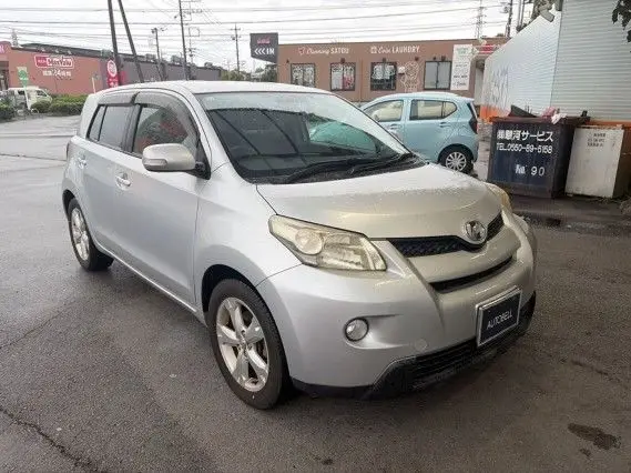 2010 Toyota Ist 150G Silver Sedan for sale, Japanese used car export | GULJI TRADERS