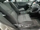 2002 Toyota Kluger FOUR S Package Silver SUV for sale, Japanese used car export - photo 8 of 9 | GULJI TRADERS