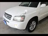 2006 Toyota Kluger Hybrid G Package ● Pearl SUV for sale, Japanese used car export - photo 13 of 20 | GULJI TRADERS