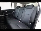 2006 Toyota Kluger Hybrid G Package ● Pearl SUV for sale, Japanese used car export - photo 18 of 20 | GULJI TRADERS