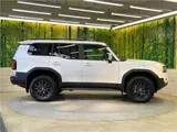 2025 Toyota Land Cruiser VX Pearl Jeep for sale, Japanese used car export - photo 27 of 30 | GULJI TRADERS