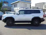 2025 Toyota Land Cruiser VX★Sunroof/All-around/Digital Inner/BSM Pearl Jeep for sale, Japanese used car export - photo 7 of 53 | GULJI TRADERS