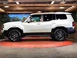 2025 Toyota Land Cruiser VX Pearl Jeep for sale, Japanese used car export - photo 20 of 30 | GULJI TRADERS