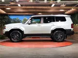 2025 Toyota Land Cruiser VX Pearl Jeep for sale, Japanese used car export - photo 22 of 30 | GULJI TRADERS