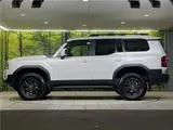 2025 Toyota Land Cruiser VX Pearl Jeep for sale, Japanese used car export - photo 12 of 30 | GULJI TRADERS