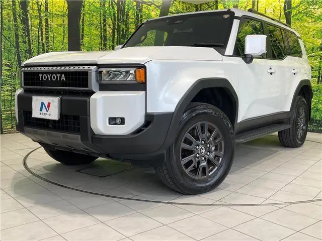 2025 Toyota Land Cruiser VX - photo 1 2025 Toyota Land Cruiser VX Pearl Jeep for sale, Japanese used car export - photo 1 of 30 | GULJI TRADERS