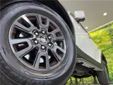2025 Toyota Land Cruiser VX Pearl Jeep for sale, Japanese used car export - photo 11 of 30 | GULJI TRADERS