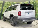 2025 Toyota Land Cruiser VX Pearl Jeep for sale, Japanese used car export - photo 21 of 30 | GULJI TRADERS