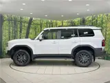 2025 Toyota Land Cruiser VX Pearl Jeep for sale, Japanese used car export - photo 22 of 30 | GULJI TRADERS