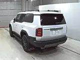 2025 Toyota Land Cruiser VX Pearl Jeep for sale, Japanese used car export - photo 2 of 3 | GULJI TRADERS