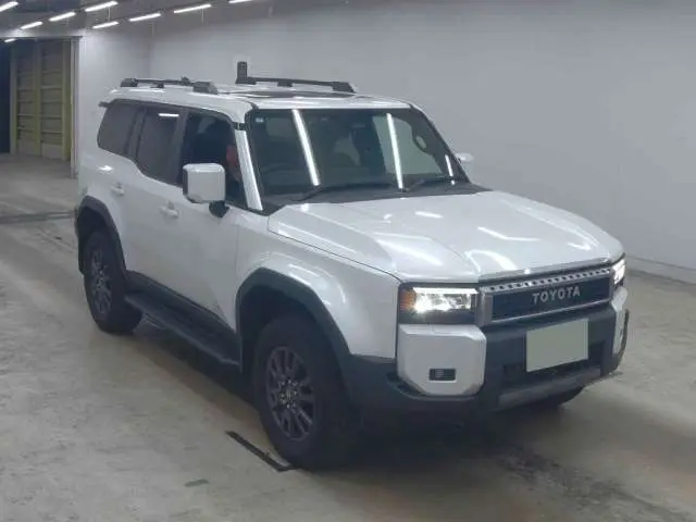 2025 Toyota Land Cruiser VX Pearl Jeep for sale, Japanese used car export - photo 1 of 3 | GULJI TRADERS