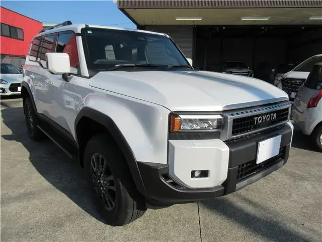 2026 Toyota Land Cruiser VX - photo 1 2026 Toyota Land Cruiser VX Pearl Jeep for sale, Japanese used car export - photo 1 of 19 | GULJI TRADERS