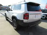 2026 Toyota Land Cruiser VX Pearl Jeep for sale, Japanese used car export - photo 9 of 19 | GULJI TRADERS