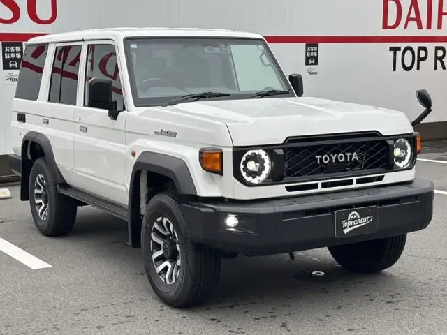 2026 Toyota Land Cruiser 2.8 AX Diesel Turbo 4WD - photo 1 2026 Toyota Land Cruiser 2.8 AX Diesel Turbo 4WD White Jeep for sale, Japanese used car export - photo 1 of 56 | GULJI TRADERS