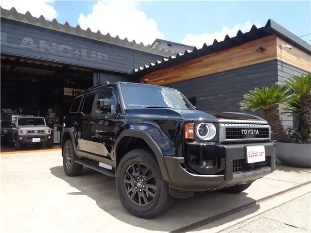 2026 Toyota Land Cruiser VX - photo 1 2026 Toyota Land Cruiser VX Black Jeep for sale, Japanese used car export - photo 1 of 19 | GULJI TRADERS
