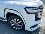 2026 Toyota Land Cruiser ZX Pearl Jeep for sale, Japanese used car export - photo 4 of 80 | GULJI TRADERS