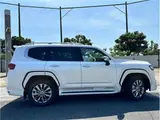2026 Toyota Land Cruiser ZX Pearl Jeep for sale, Japanese used car export - photo 74 of 80 | GULJI TRADERS