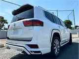 2026 Toyota Land Cruiser ZX Pearl Jeep for sale, Japanese used car export - photo 75 of 80 | GULJI TRADERS