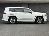 2026 Toyota Land Cruiser 300ZX, Modellista Aero, JBL, Rear Enter T, Coolbox White Jeep for sale, Japanese used car export - photo 11 of 38 | GULJI TRADERS