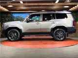 2026 Toyota Land Cruiser VX Gray Jeep for sale, Japanese used car export - photo 21 of 30 | GULJI TRADERS